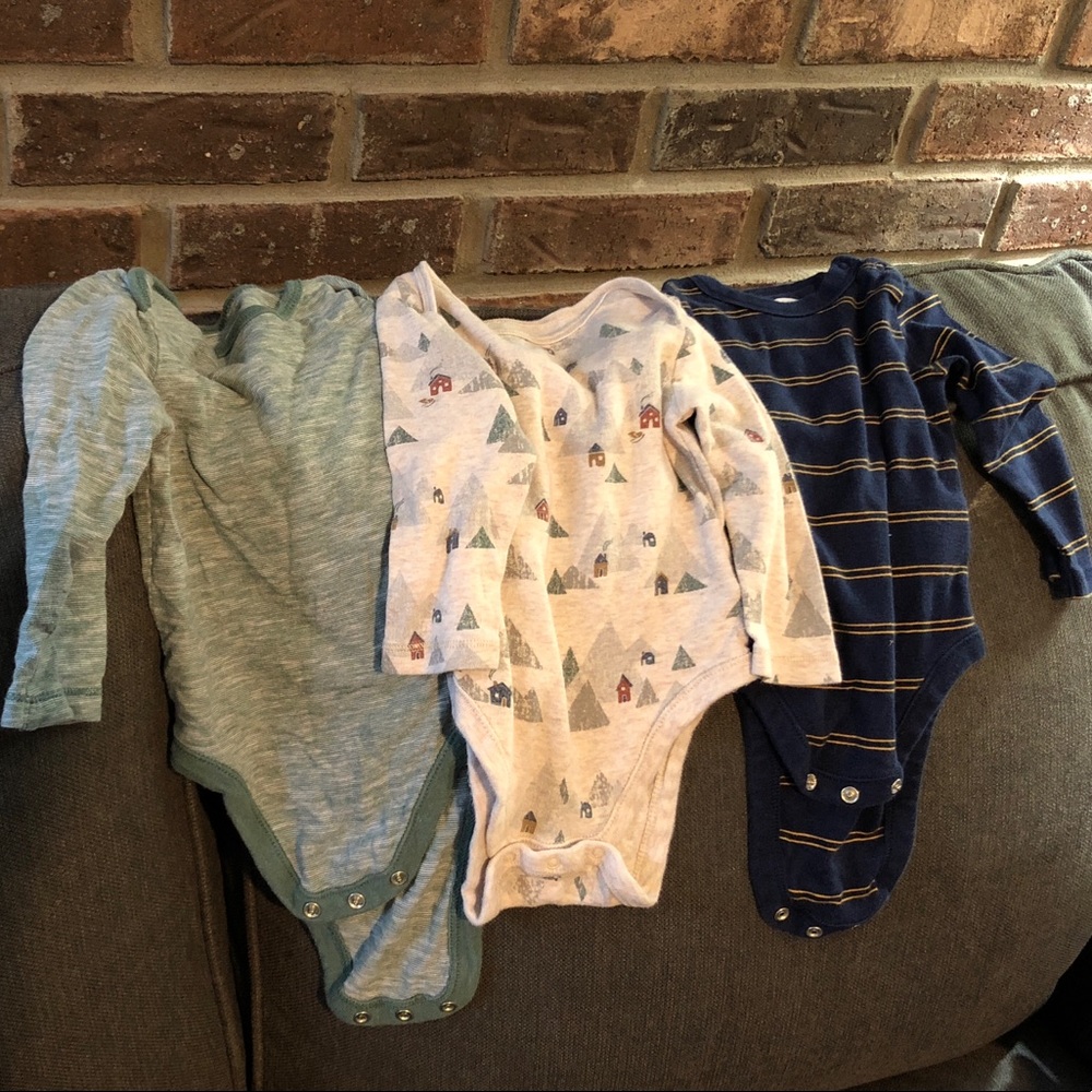 Old Navy Onesies- Set of 3- Size 6-12months