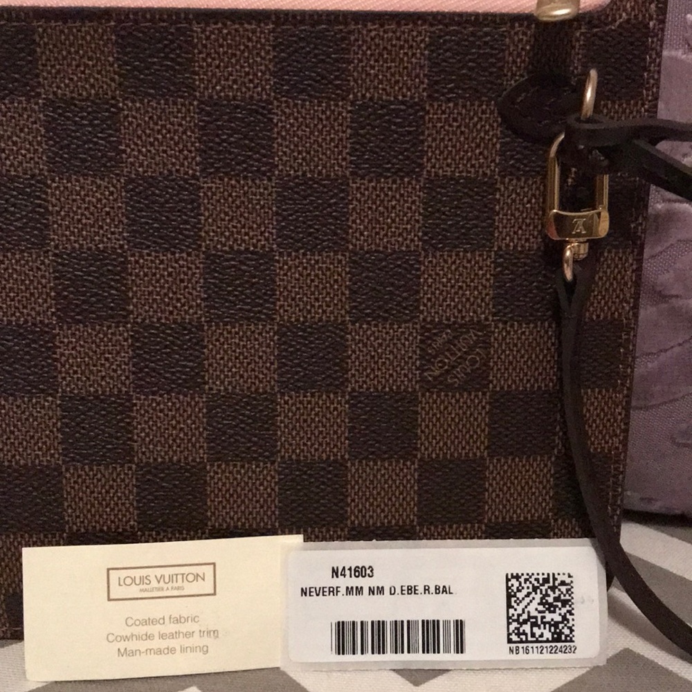 SOLD!🚫🌸Louis Vuitton Neverfull Pochette wristlet - Picture 7 of 8