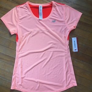 New Balance Womens Accelerate Short Sleeve Shirt