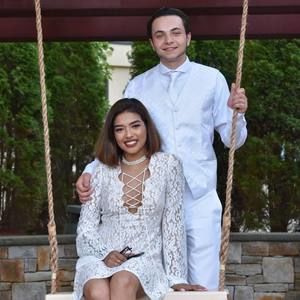 Meet your Posher, Zach