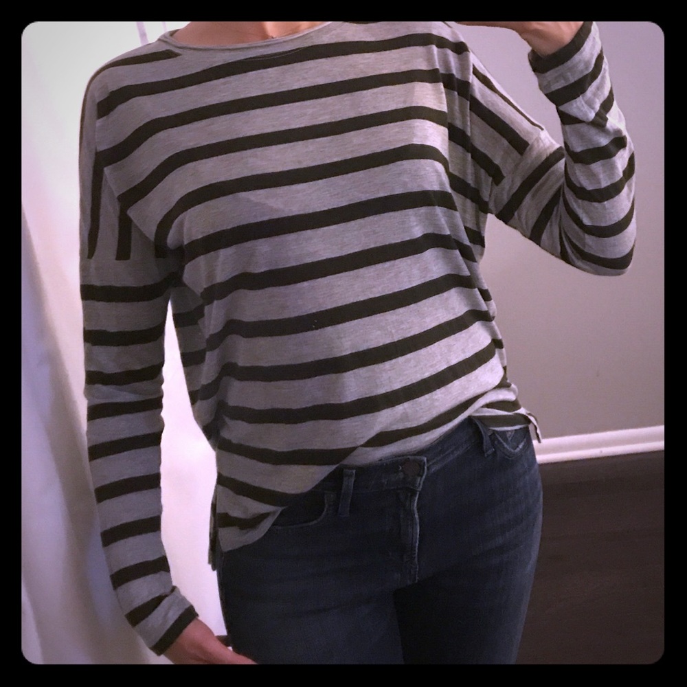 VINCE. Soft knit Long sleeve Striped Tee.
