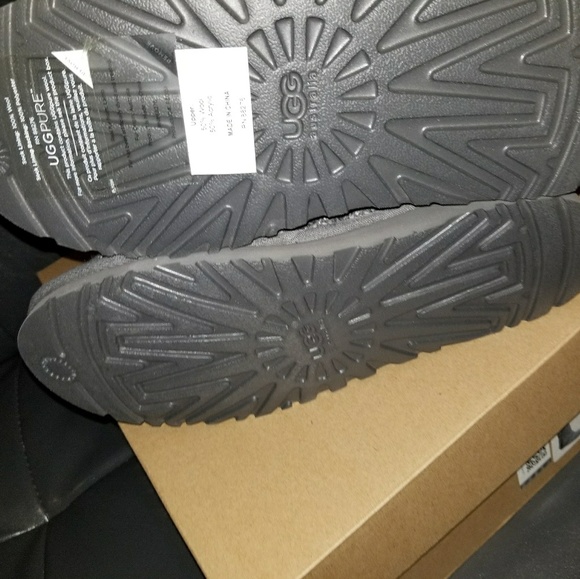 Ugg boots # 7 - Picture 3 of 5