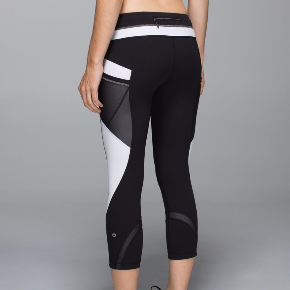 Lululemon Reflective Run Inspire Crop - Picture 5 of 8