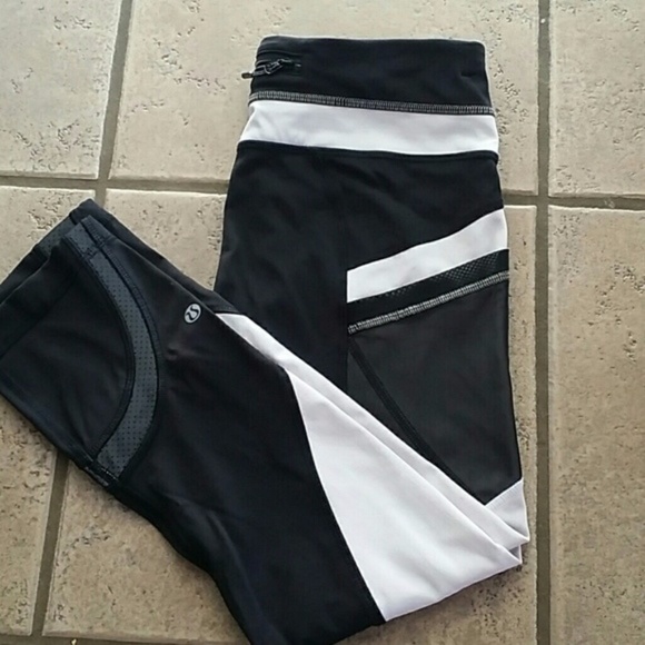 Lululemon Reflective Run Inspire Crop - Picture 4 of 8