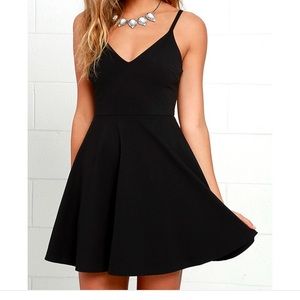 Lulu’s Black Skater Dress M
