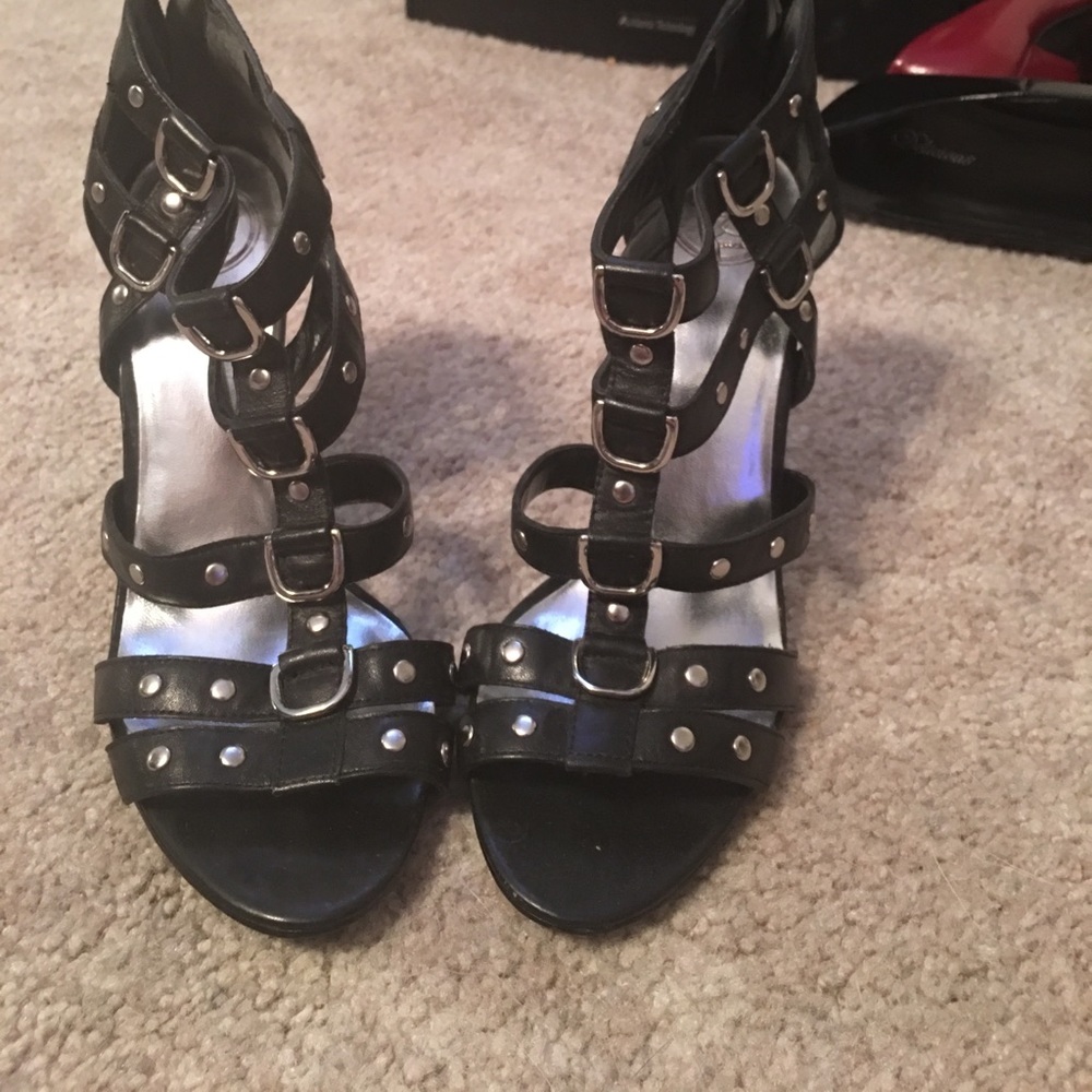 Jessica Simpson heels