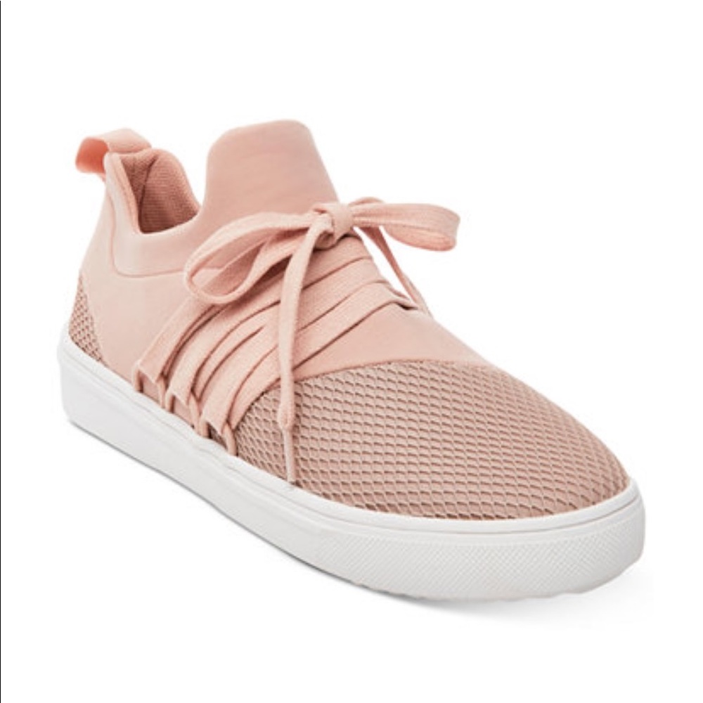 Steve Madden Blush Lancer Sneaker