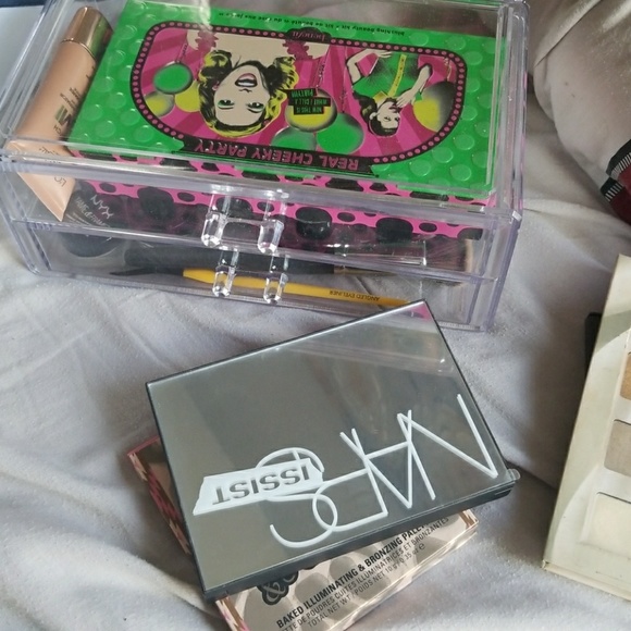 2 for $18 - Picture 6 of 7