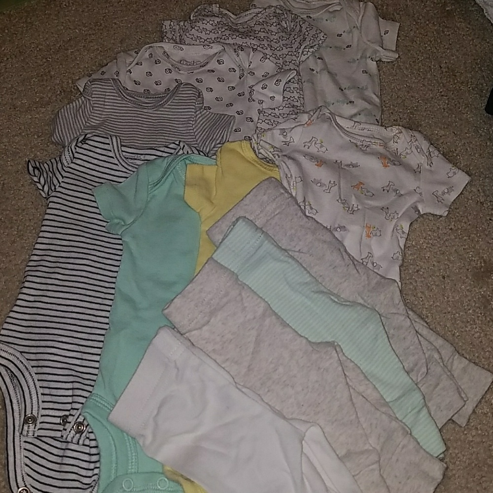Neutral bodysuit onesies and pants set
