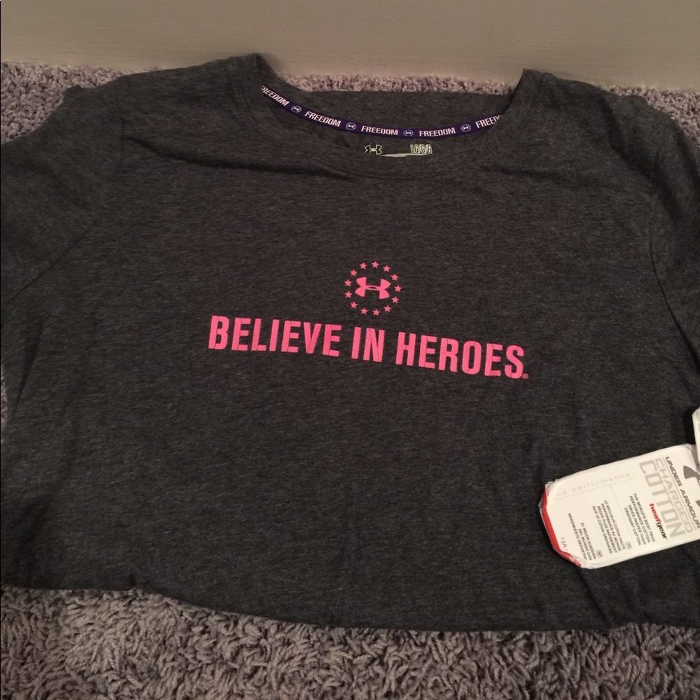 Under Armour believe in heroes shirt L WWP