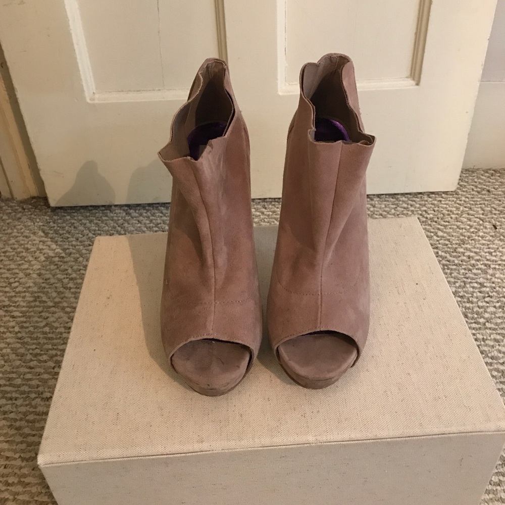 Steve Madden Blush Open Toes Heels - image 1