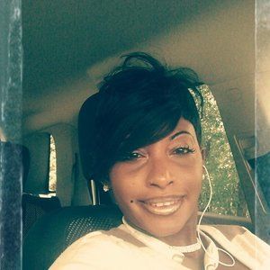 Meet your Posher, Latrecia