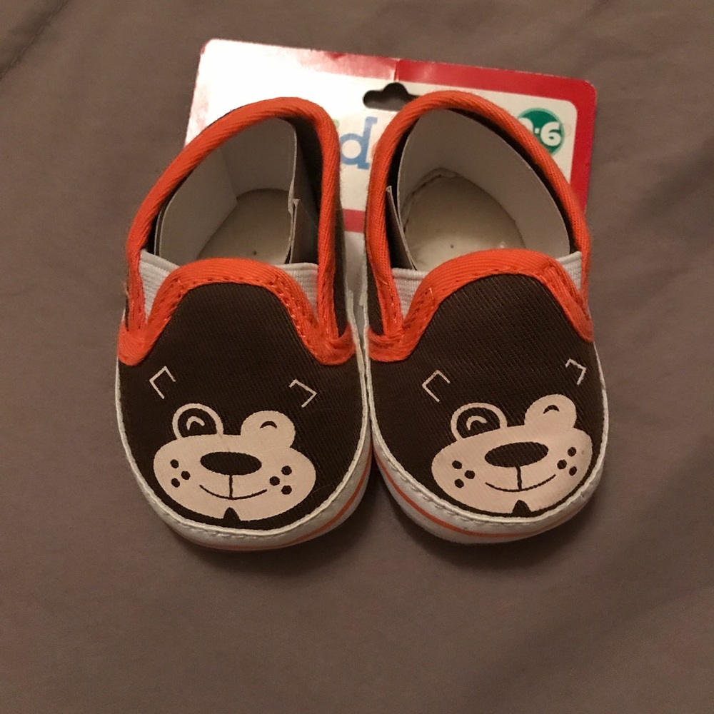 Teddy bear infant shoes