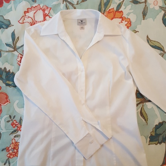 White Blouse - Picture 1 of 3