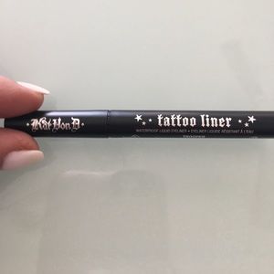 Kat Von D: Tattoo Liner