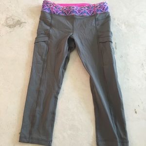 IVVIVA grey cropped leggings