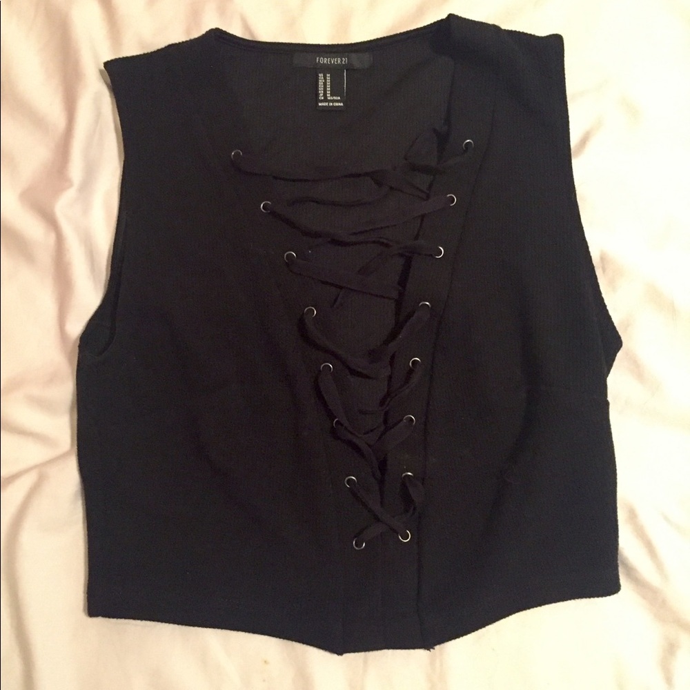 Black lace up sexy crop top