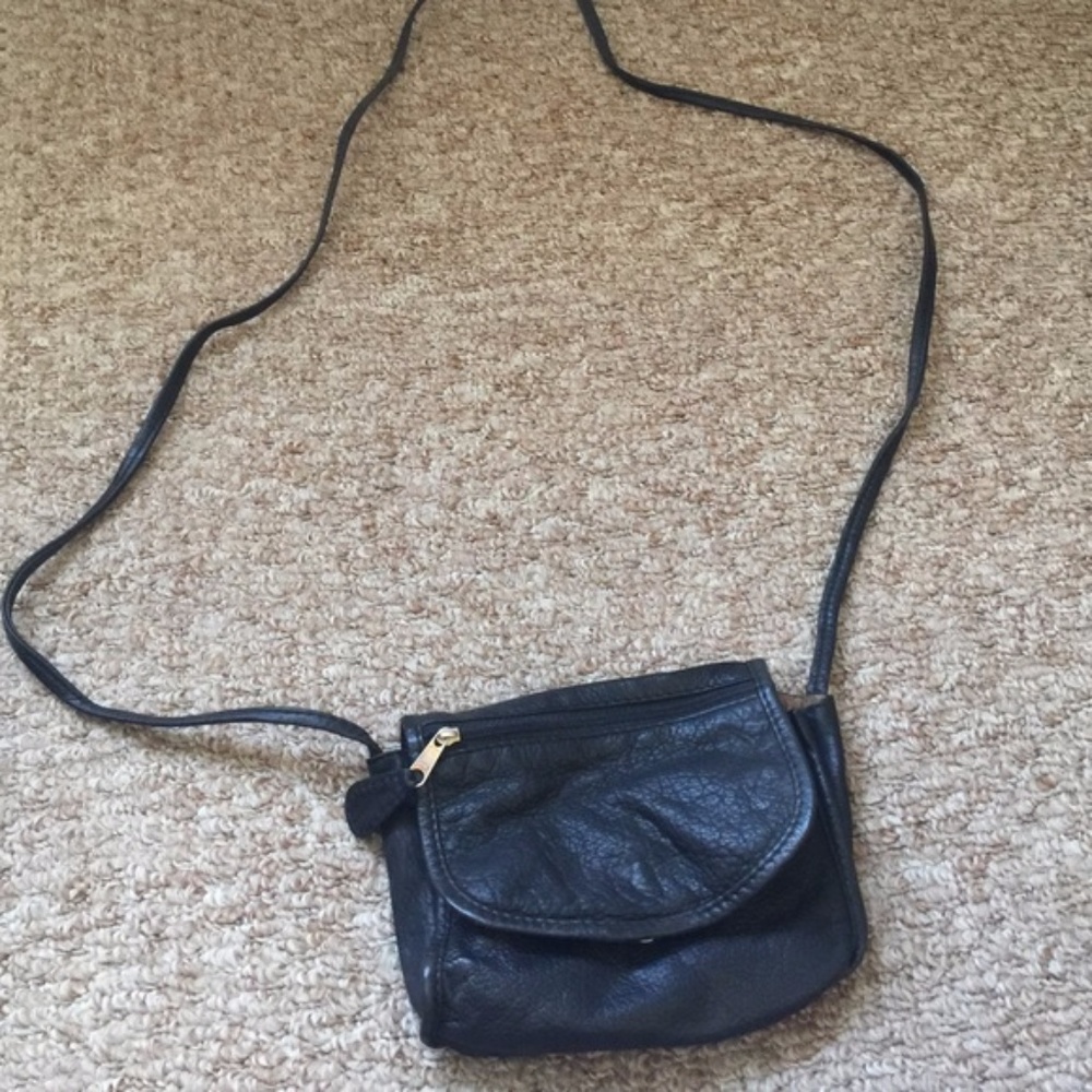Vintage Small Black Leather crossbody purse bag