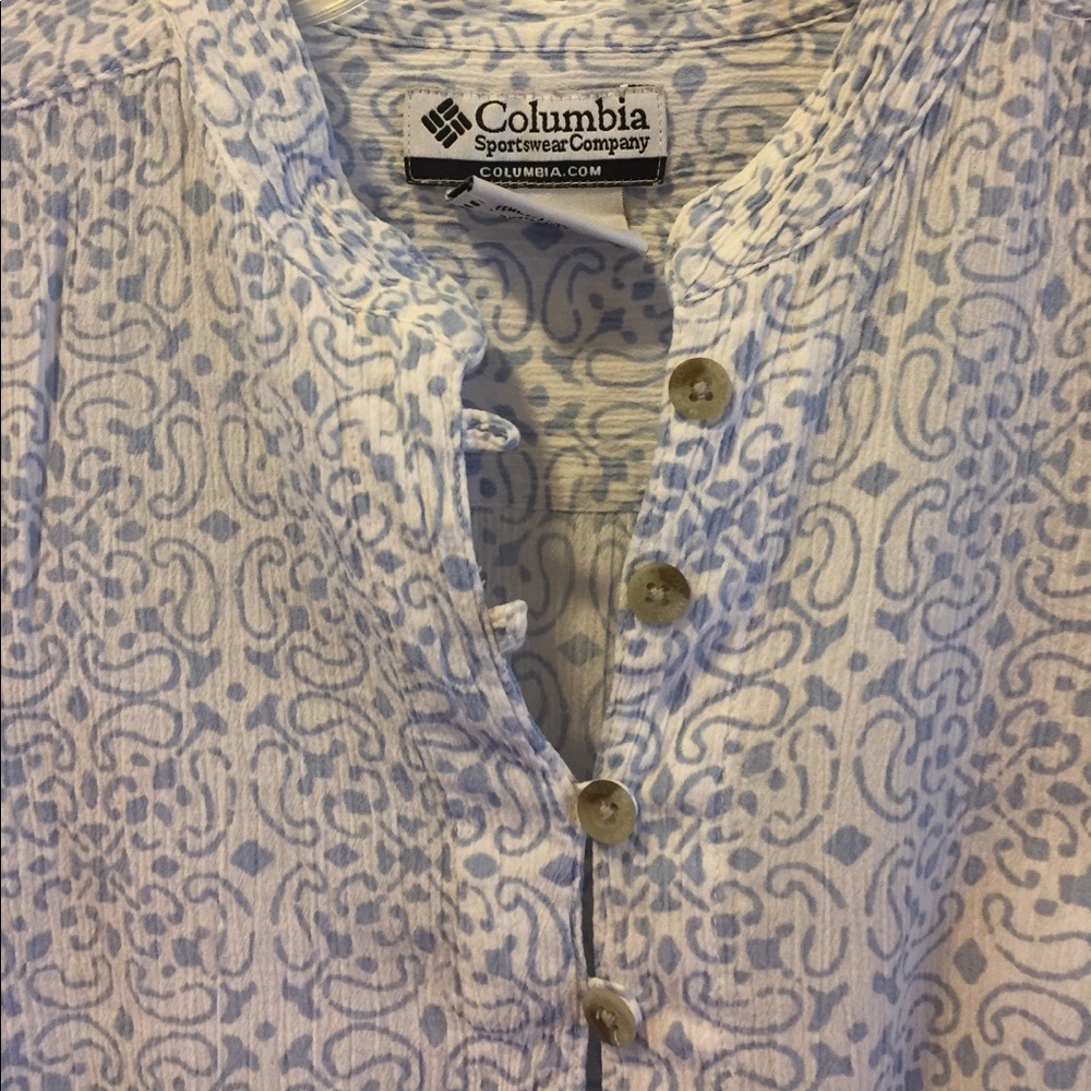 Columbia top SMALL 3/4 Length Sleeves