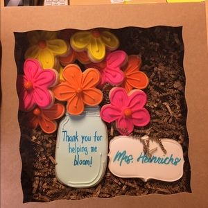 Meet your Posher, Debbie