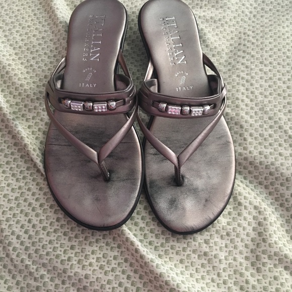 Cute grey sandals - Picture 1 of 2