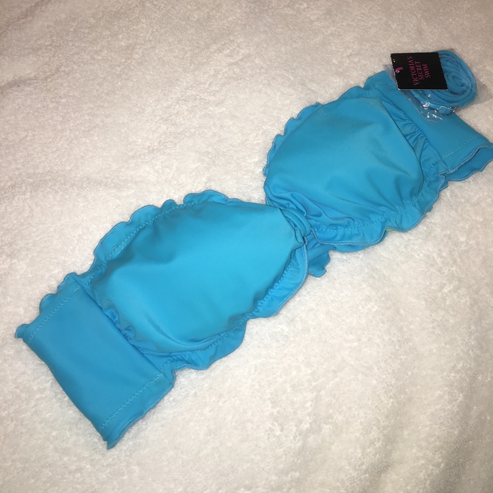 NWT Victoria's Secret Swim Ruffle Bikini Top