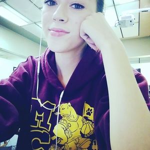 Meet your Posher, Samantha