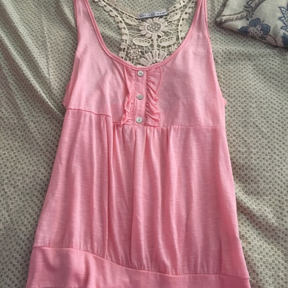 Pink tank top with some design in the back - Picture 2 of 2