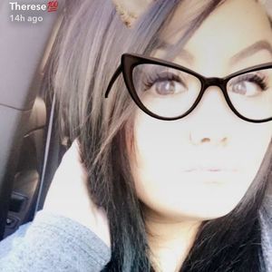 Meet your Posher, Therese