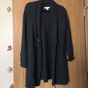 Ellen Tracy gray sweater! Perfect for fall!