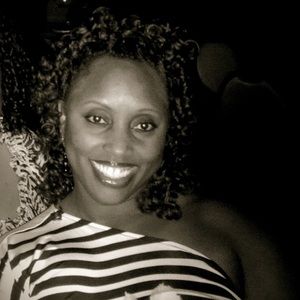 Meet your Posher, Latonya