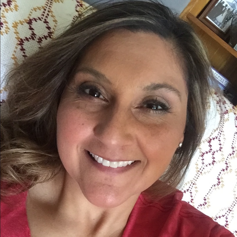 Meet your Posher, Rebecca