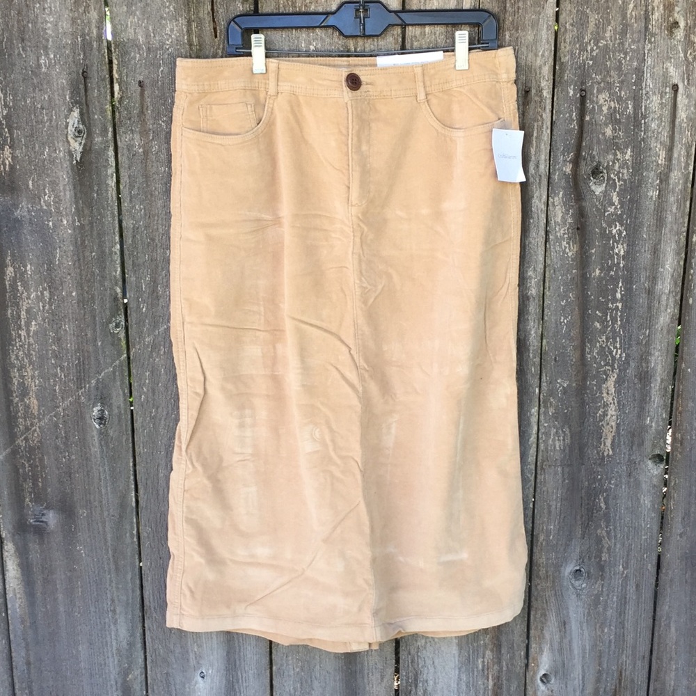 BRAND NEW WITH TAGS Stretch 16 Khaki Skirt