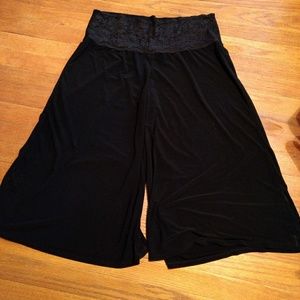 Gaucho Capris