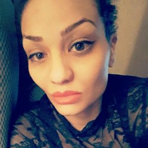 Meet your Posher, Lesley