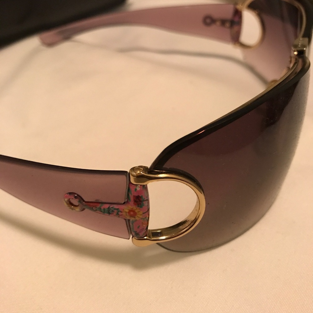 Gucci sunglasses
