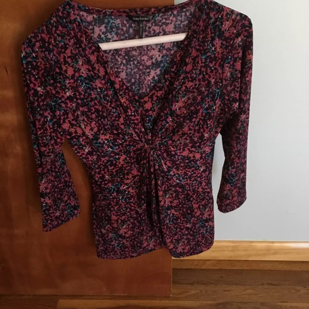 Woman's Top Shirt Daisy Fuentes NWOT