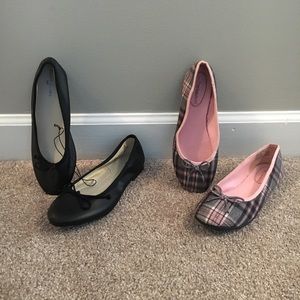 2 pair of shoes, size 6 ballet flats