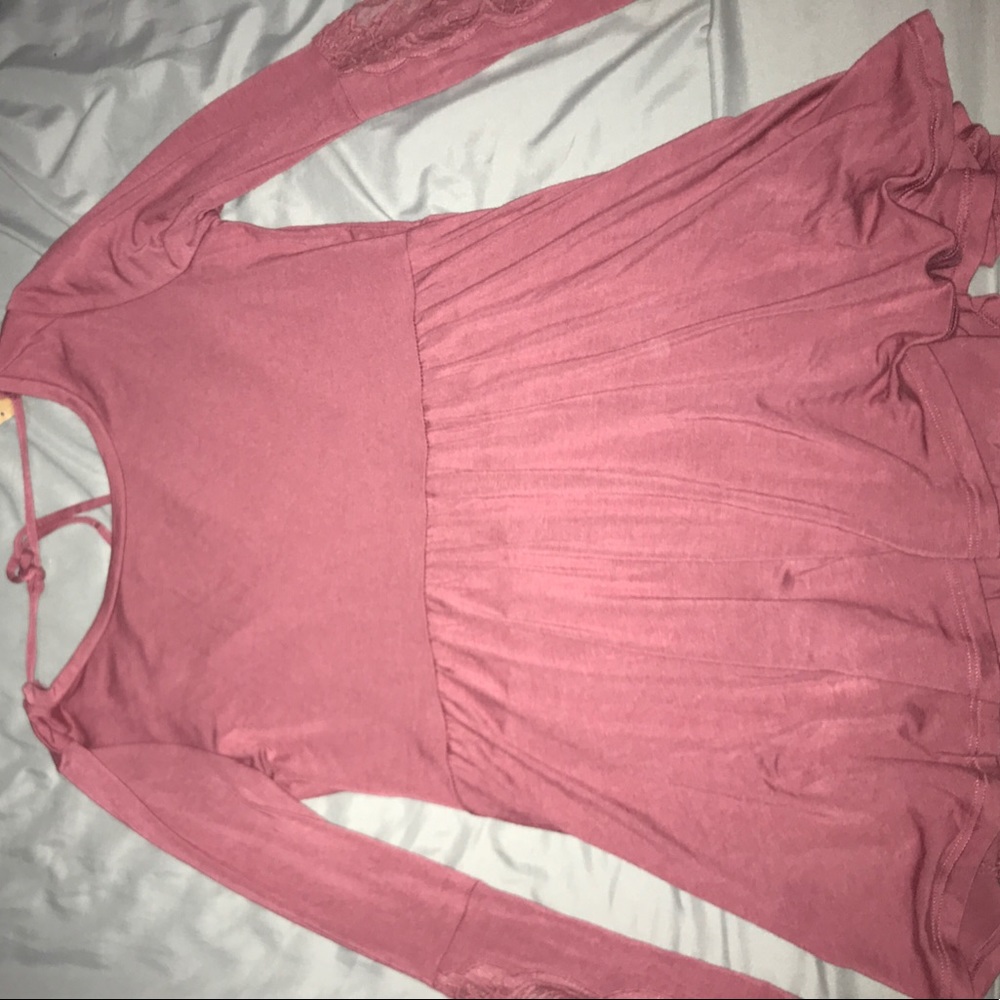 American eagle top xs NWT maroon soft and sexy top
