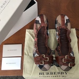 Burberry Bridle Housecheck Falcony Ballerina Flats