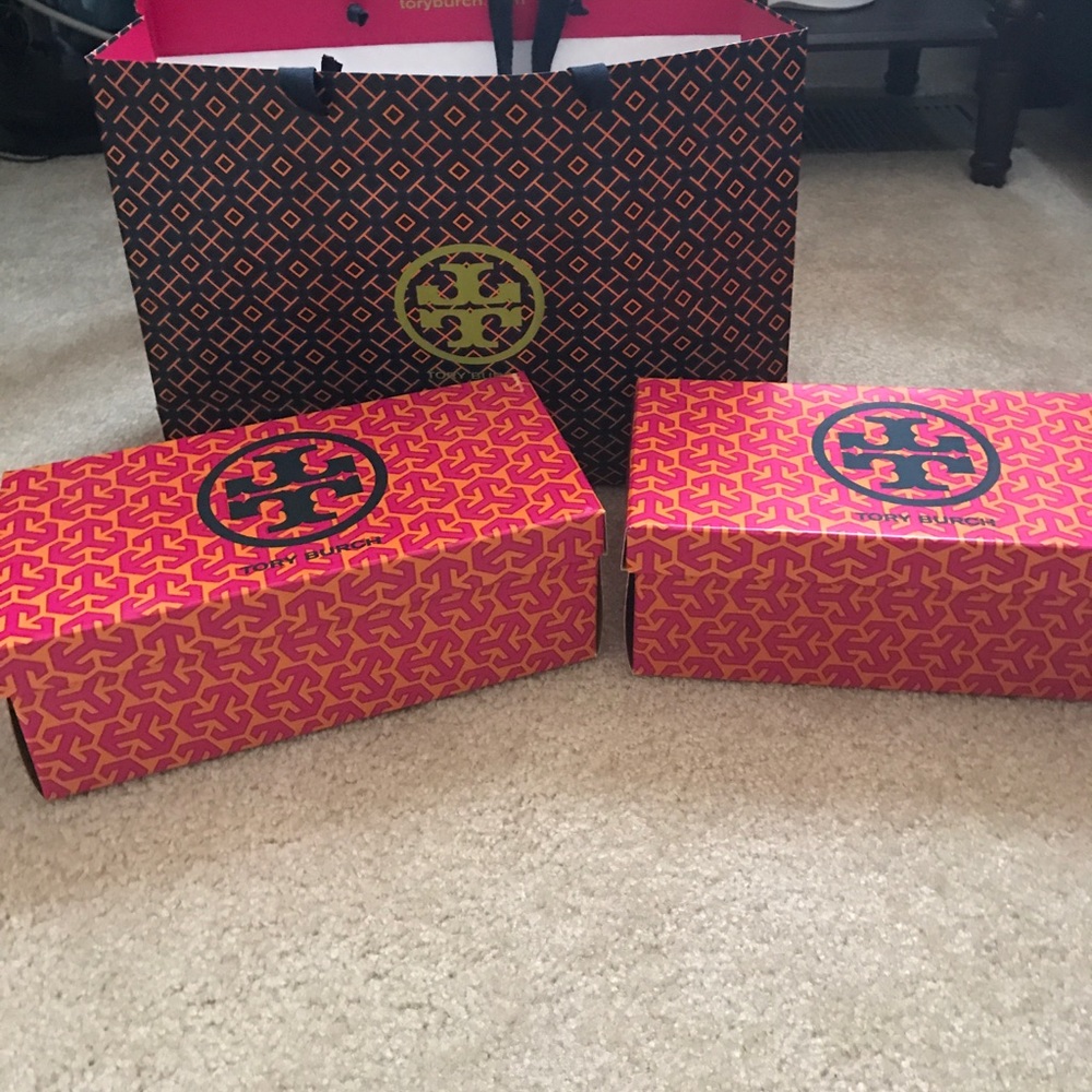 Two shoes boxes and nice bag!