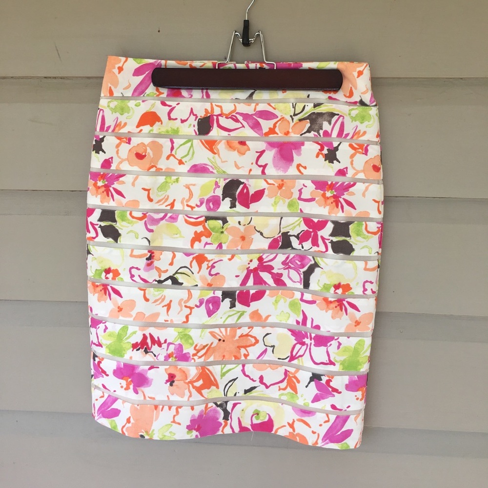 LOFT Floral Pencil Skirt
