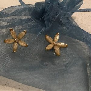 Anthropologie flower posts creamy stones, gem