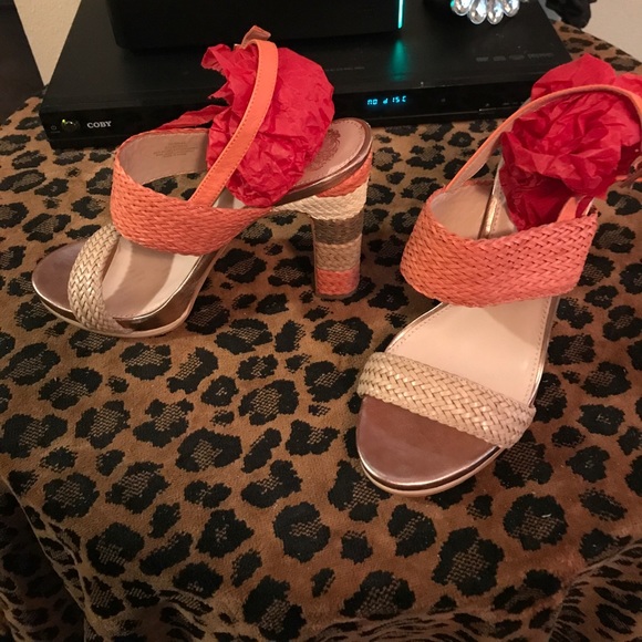 Sandals - Picture 2 of 4