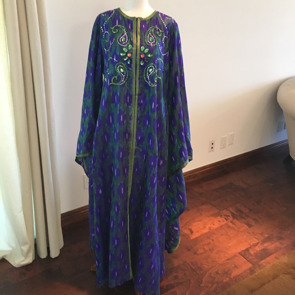 Maxi  Arabic  dress