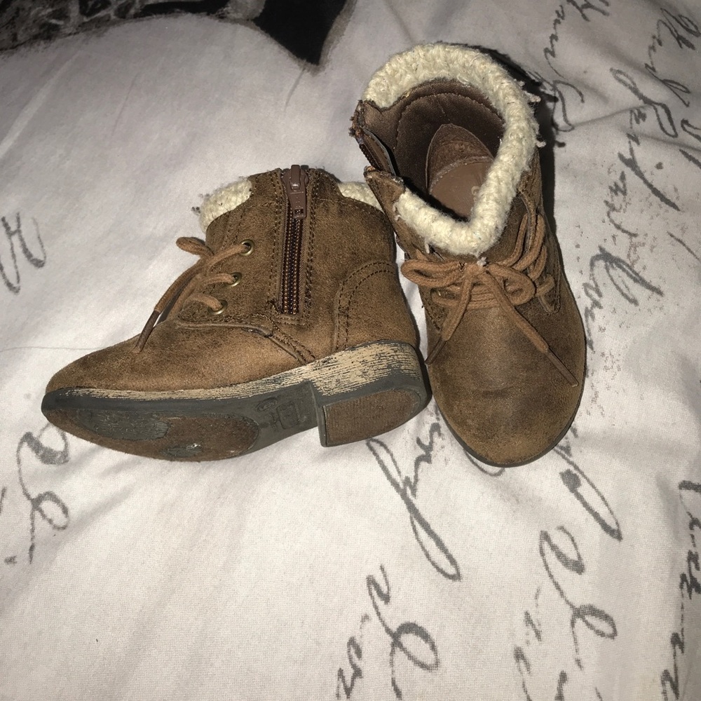 Boots - Picture 2 of 4