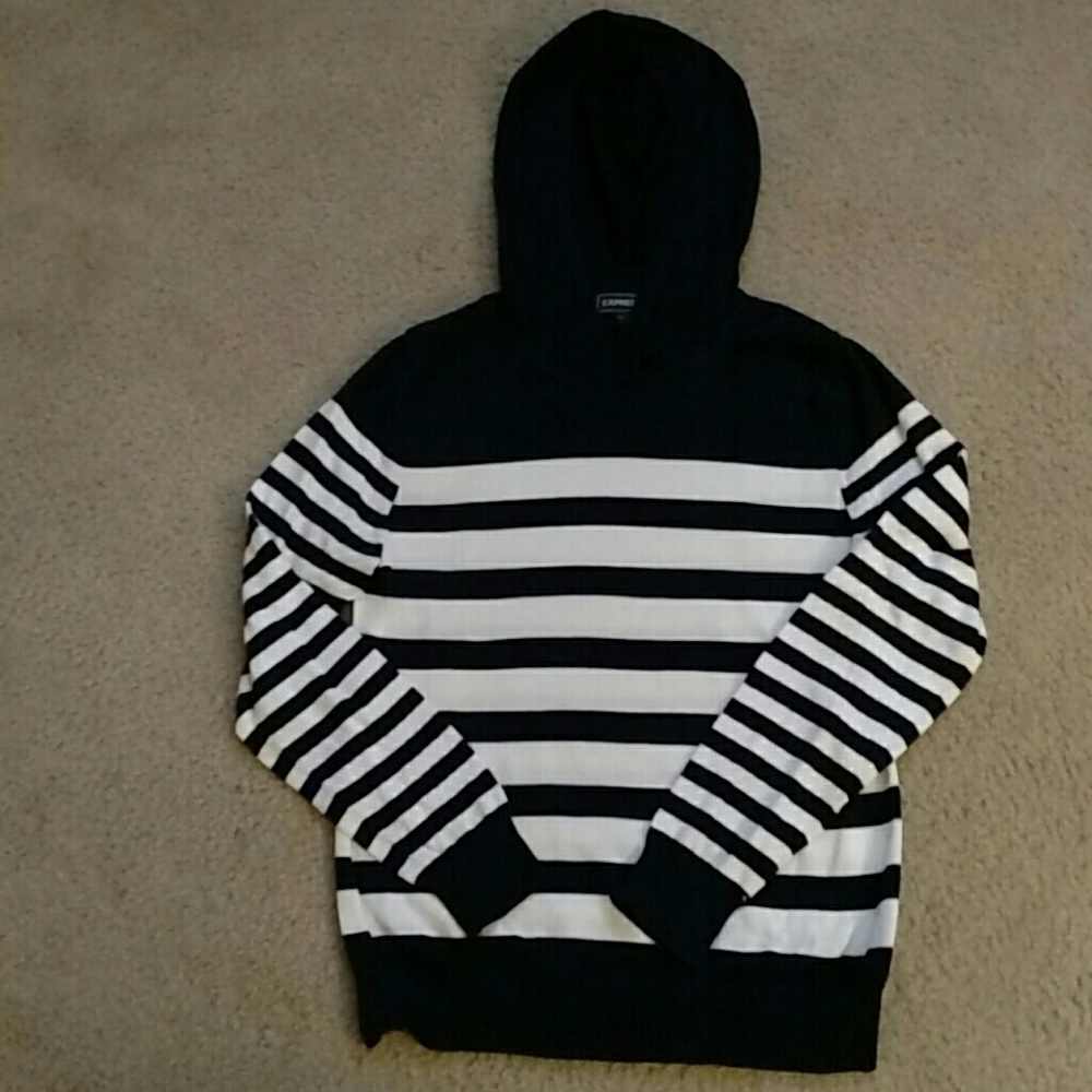 Men's Express pull over hoody sweater