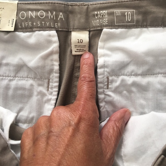 Mid Rise Capri - Picture 3 of 5