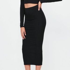 *MISSGUIDED* Black Midi Skirt