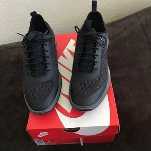 🚫SOLD🚫Women’s Nike Lunarelite Ski Hi Shoes